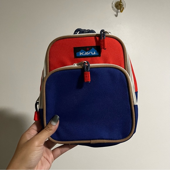 New Kavu Pescadero mini sling style crossbody bag in Boat life Unisex - Picture 8 of 8